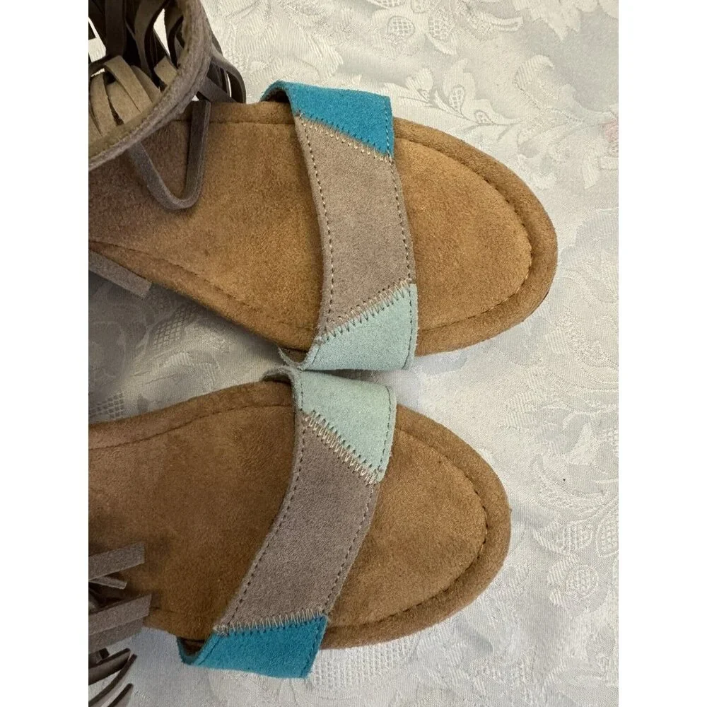Minnetonka‎ Poppy Size 9 Tan Aqua Blue Wedge Sandal Fringe Comfort 71327